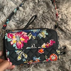vera  bradley crossbody or wristlet